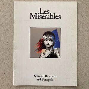 LES MISERABLES Large Souvenir Program No Cast List Some marks on the front cover